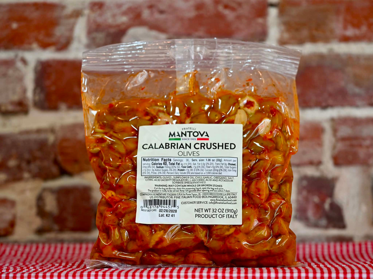 Mantova Calabrian Crushed Olives (32 oz)